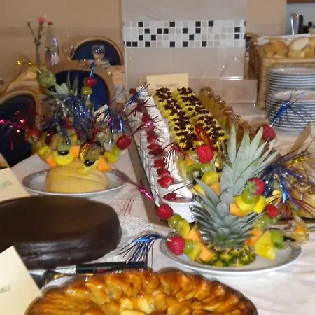 מלון Nuovo Al Mare 3*